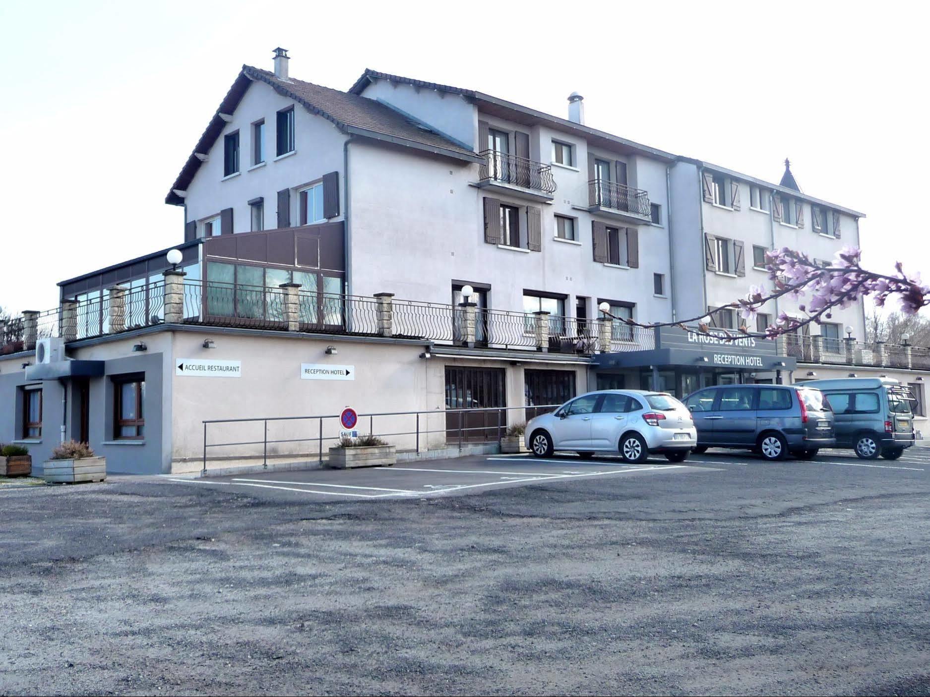 Logis La Rose Des Vents Hotel Volvic Eksteriør billede